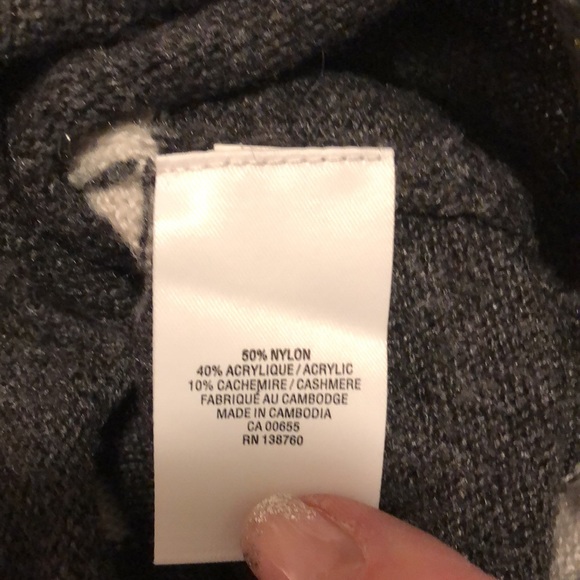 Reitmans sweater size Large. Charcoal grey with white stripes. - Picture 6 of 10